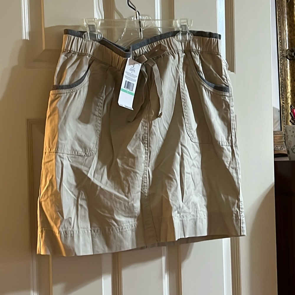 Tommy Hilfiger skirt NWT